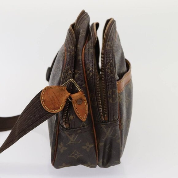 LOUIS VUITTON Monogram Reporter PM Shoulder Bag - Picture 4 of 15